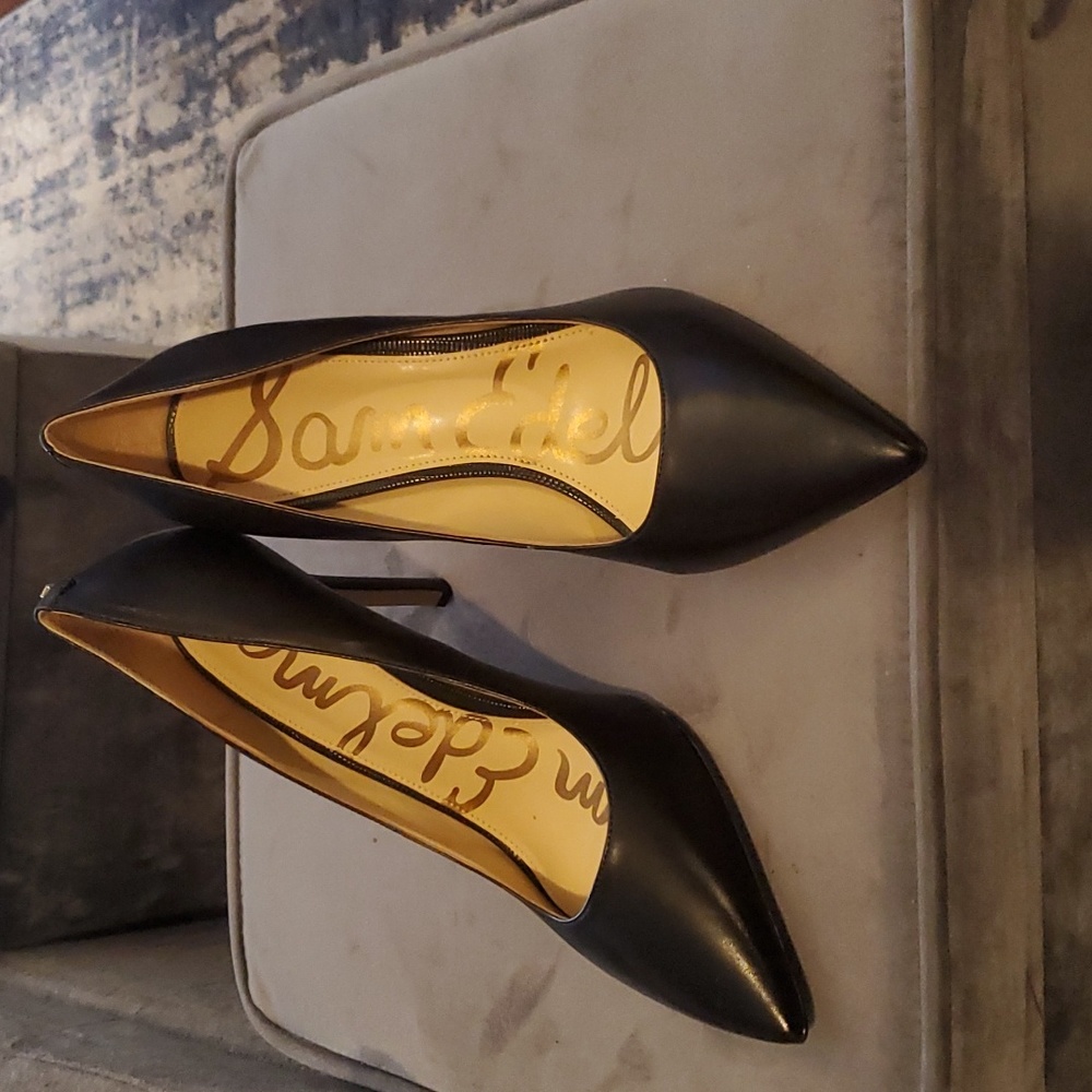 Sam Edelman pumps 10 wide